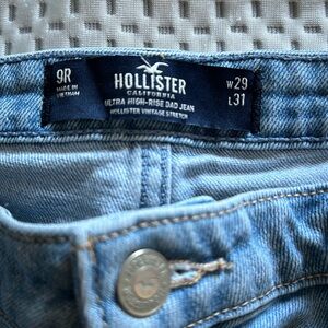Ladies Junior, Hollister,  ultra high-rise Dad Jean vintage stretch size9regular